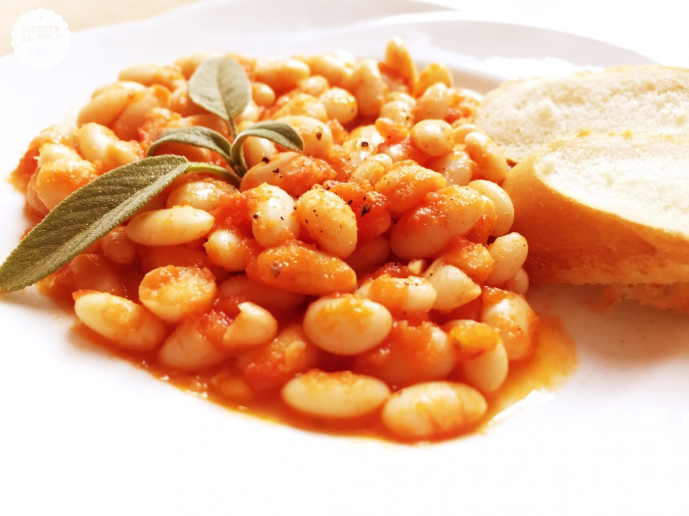 Fagioli all'uccelletto