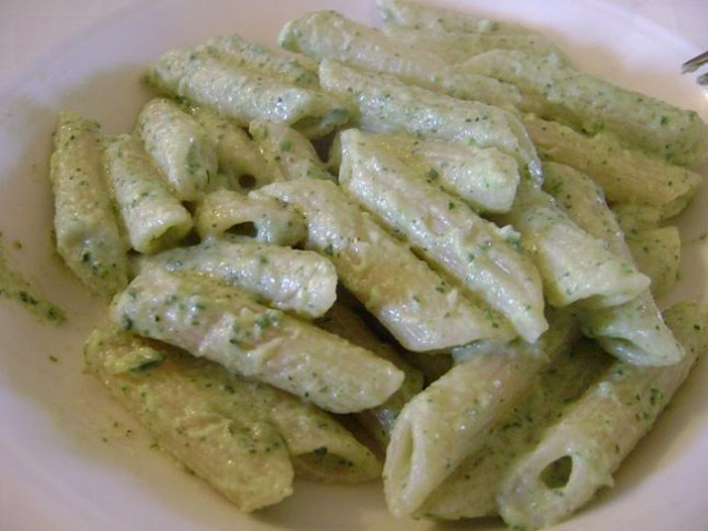 Pasta pesto e Panna (f)