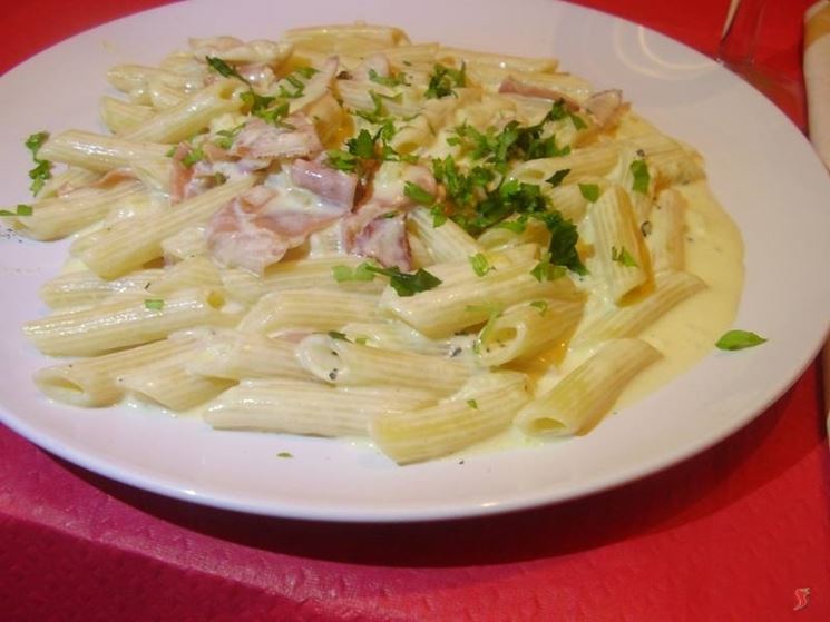 Pasta Speck e panna (s)