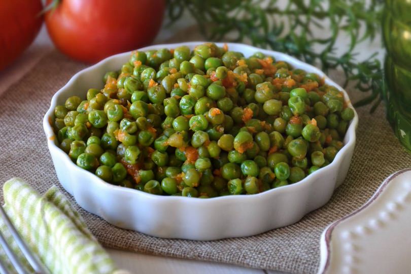 Piselli* al Pomodoro